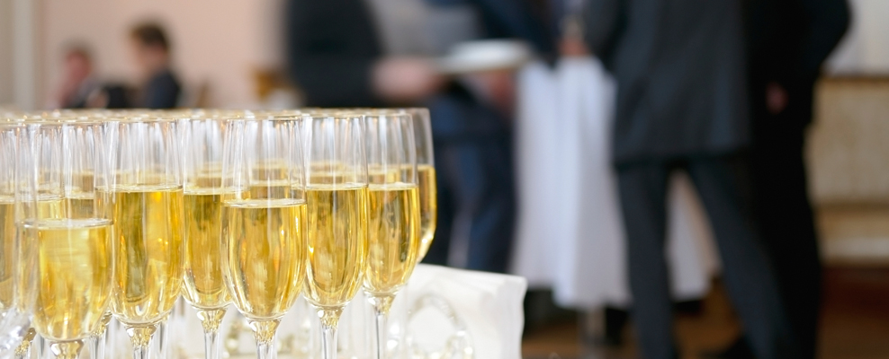 Firmenevent oder Privatfeier sind in der Neuen Orangerie gut aufgehoben; © istockphoto.com/VladKol